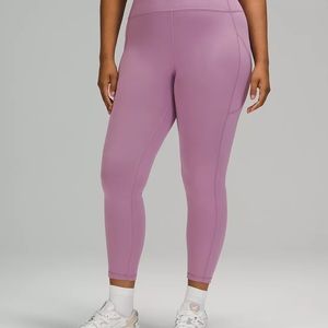 NWT Lululemon Invigorates in Jubilee, Size 6, 25” length